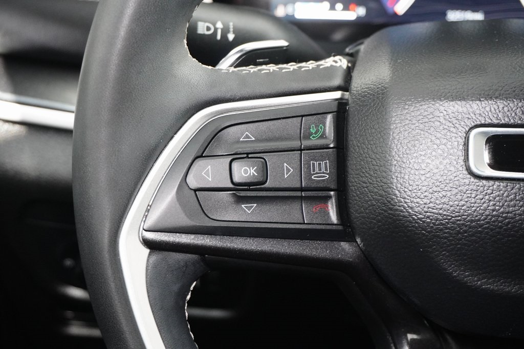 Used Car 2023 Jeep Grand Cherokee L  Altitude For Sale Under $35,000 In Weatherford, Texas