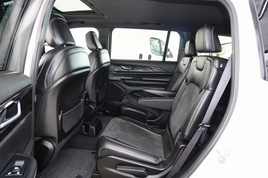 Used Car 2023 Jeep Grand Cherokee L  Altitude For Sale Under $35,000 In Weatherford, Texas