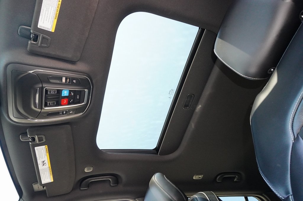 Used Car 2023 Jeep Grand Cherokee L  Altitude For Sale Under $35,000 In Weatherford, Texas