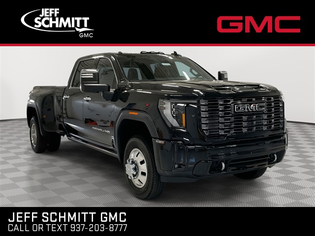 2025 GMC Sierra 3500HD Denali Ultimate Crew Cab 4WD