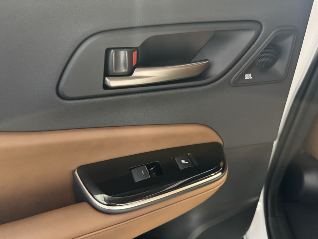 Thumbnail: 2026 Toyota Crown Signia - 25