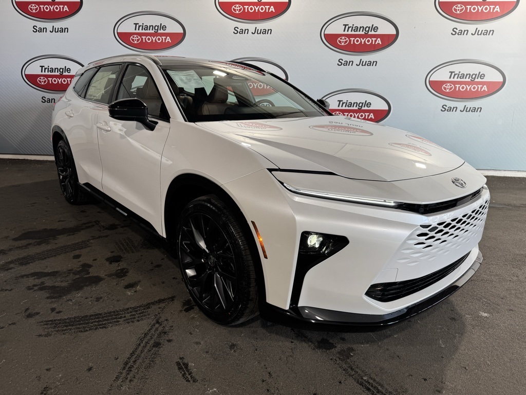 Thumbnail: 2026 Toyota Crown Signia - 3