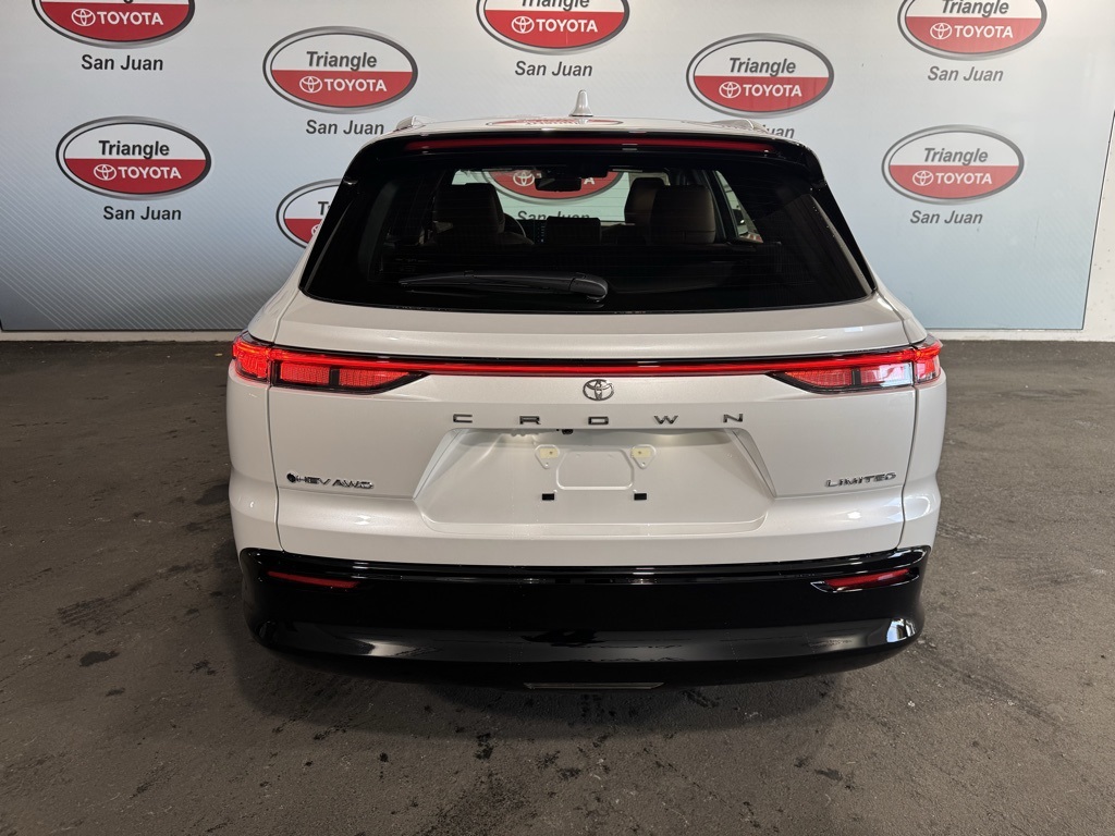 Thumbnail: 2026 Toyota Crown Signia - 5