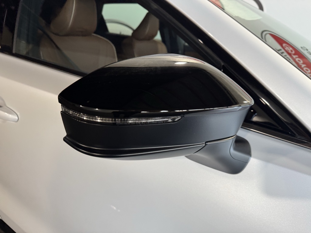 Thumbnail: 2026 Toyota Crown Signia - 7