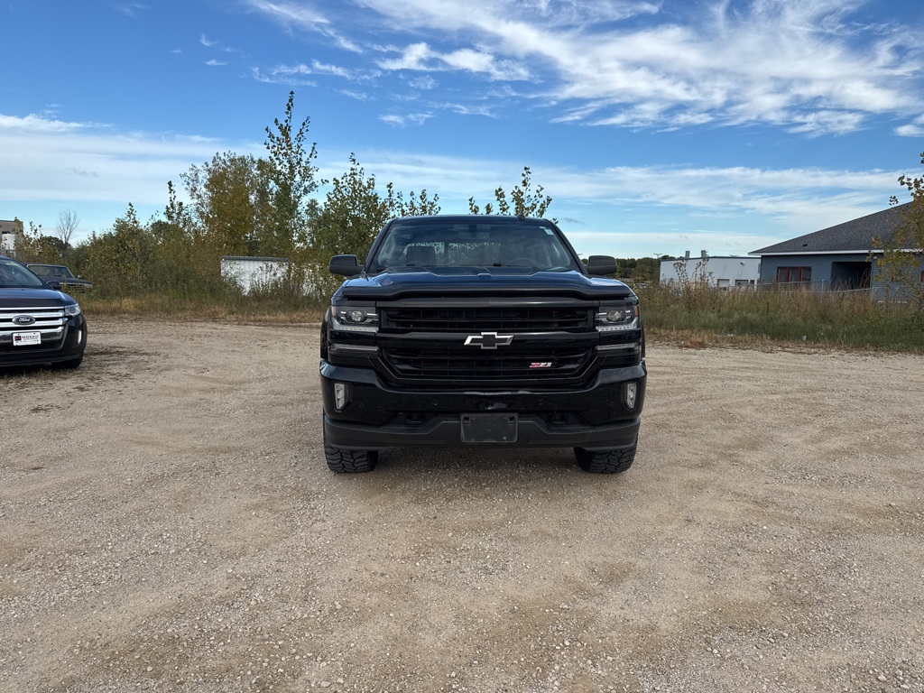 2018 Chevrolet Silverado 1500 LTZ photo 2