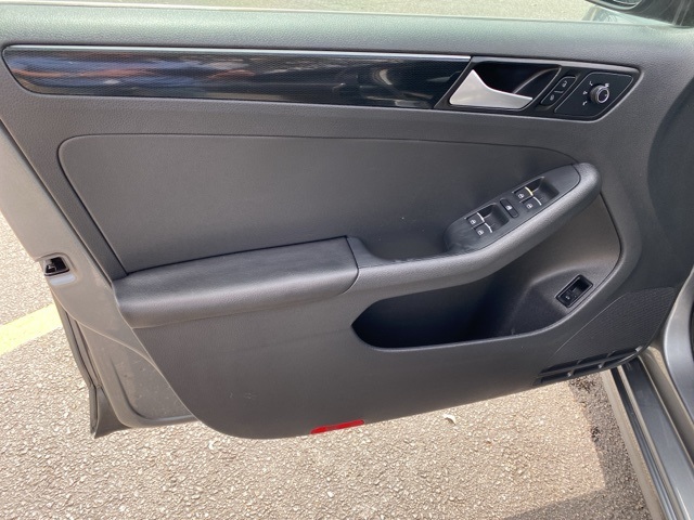 Used Car 2017 Volkswagen Jetta  1.8t Sel For Sale Under $15,000 In San Antonio, Texas