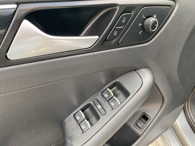 Used Car 2017 Volkswagen Jetta  1.8t Sel For Sale Under $15,000 In San Antonio, Texas