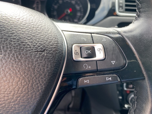 Used Car 2017 Volkswagen Jetta  1.8t Sel For Sale Under $15,000 In San Antonio, Texas