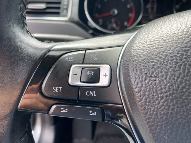 Used Car 2017 Volkswagen Jetta  1.8t Sel For Sale Under $15,000 In San Antonio, Texas