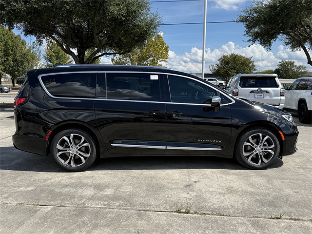 2026 Chrysler Pacifica Pinnacle Black at Keating Nissan