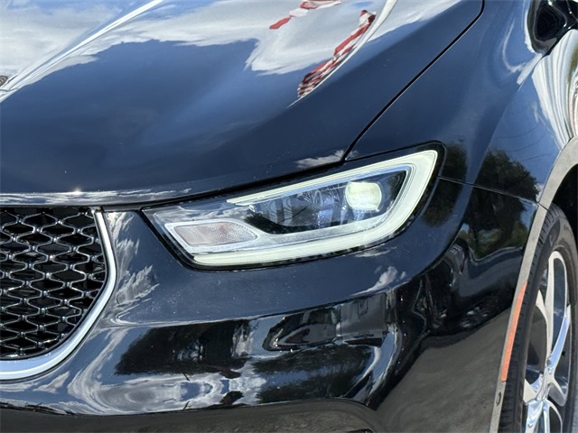 2026 Chrysler Pacifica Pinnacle Black at Keating Nissan