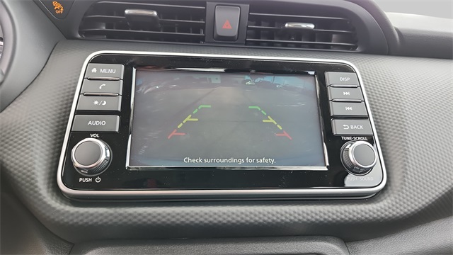 2025 Nissan Kicks Play