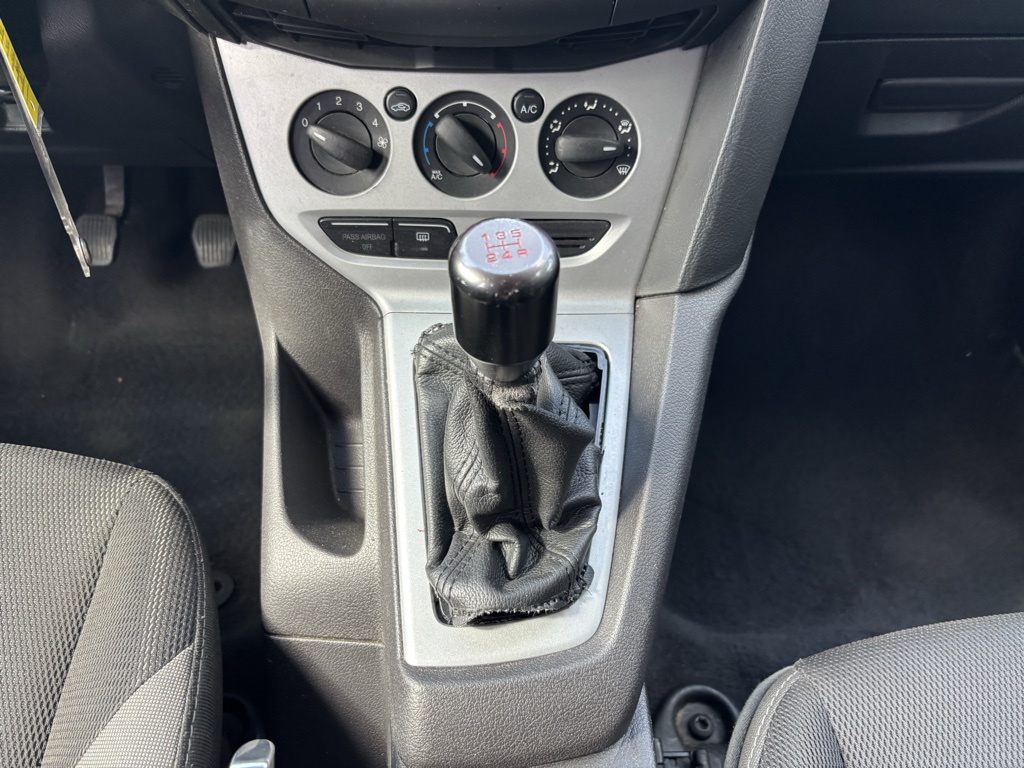 Used Car 2014 Ford Focus  Se For Sale Under $10,000 In Austin, Texas
