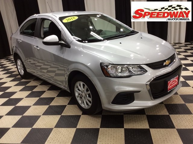 2018 Chevrolet Sonic LT's photo