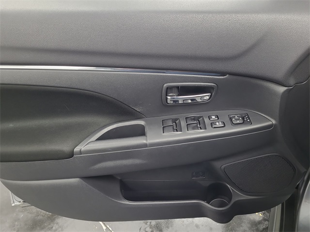 2022 – Mitsubishi – Outlander Sport