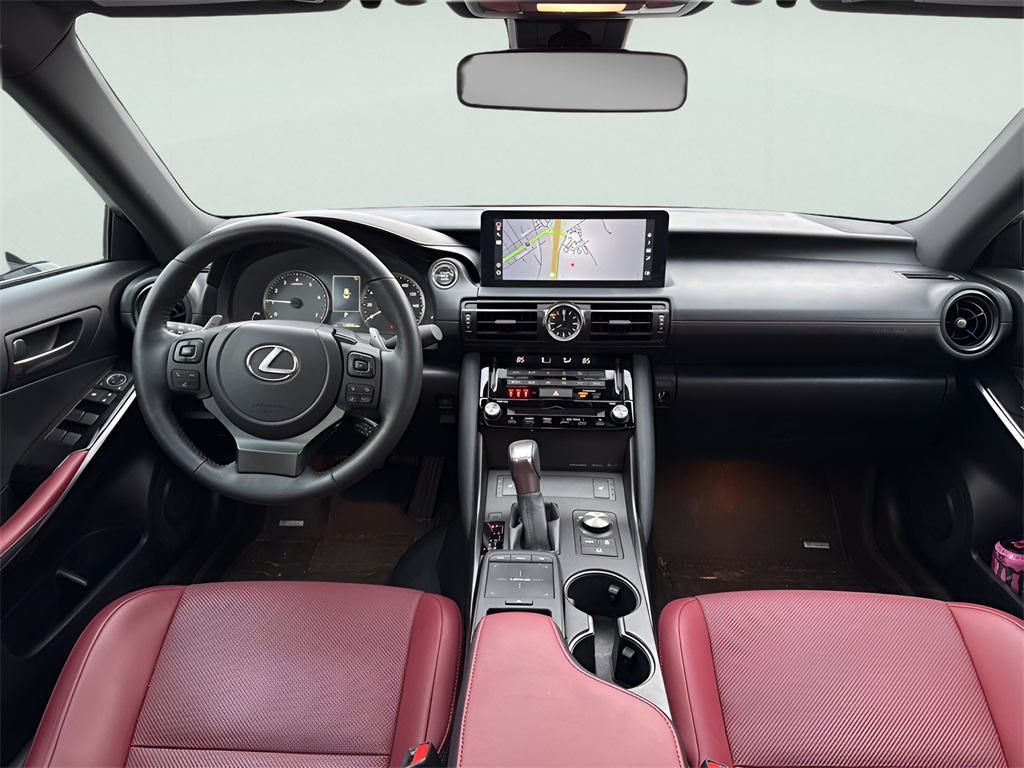 2025 Lexus IS