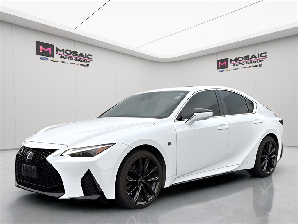 2025 Lexus IS