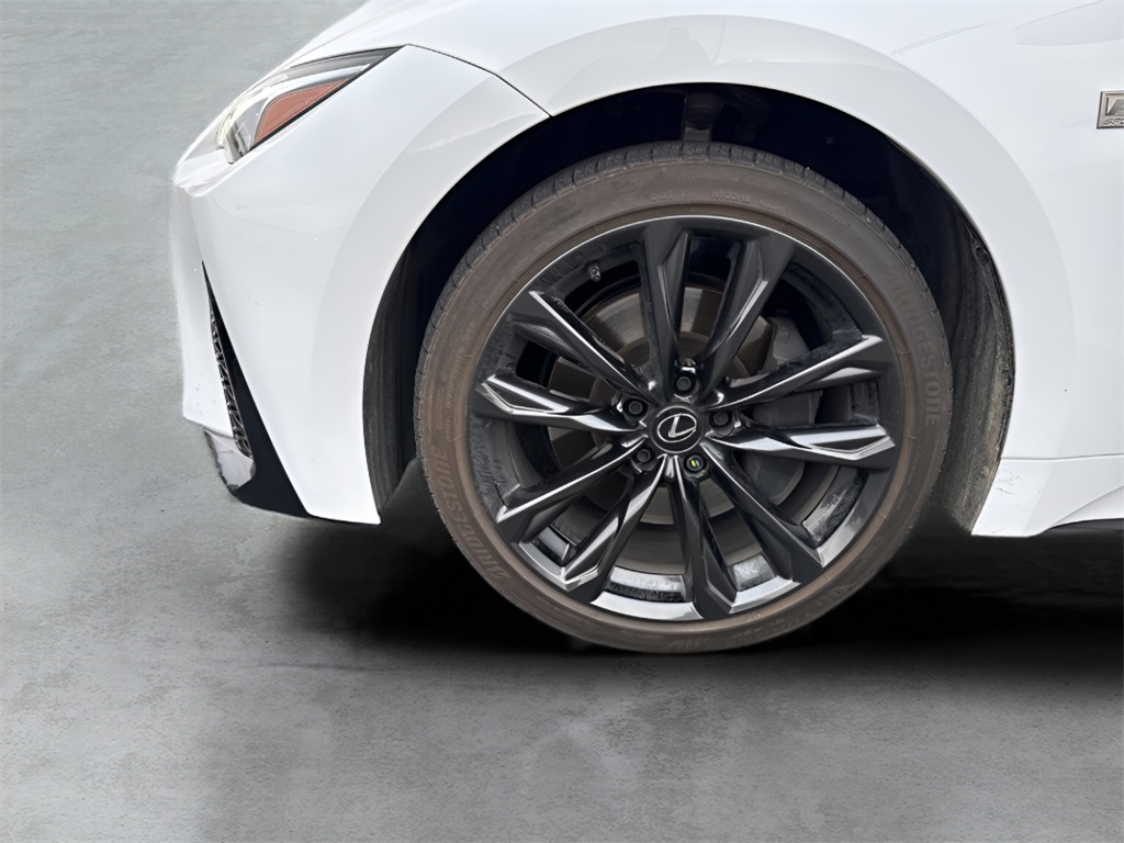 2025 Lexus IS