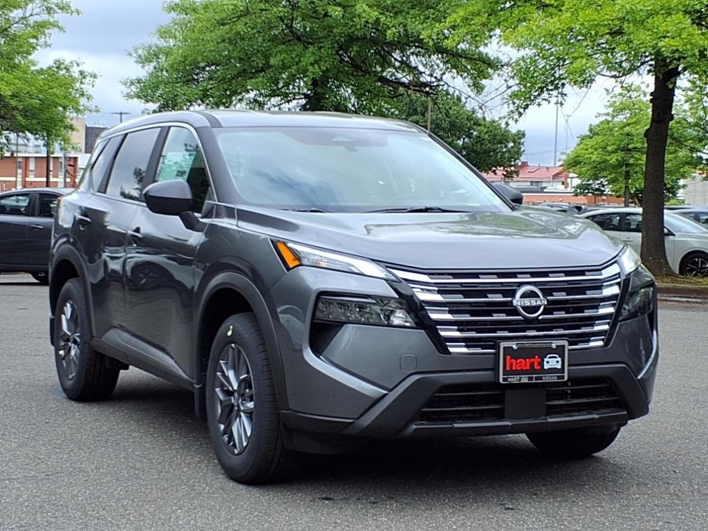 2025 Nissan Rogue S AWD photo 2
