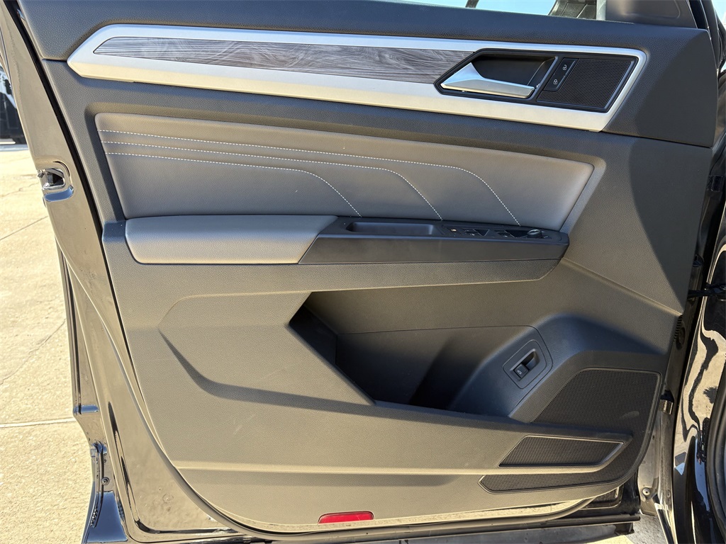 2023 Volkswagen Atlas Cross Sport 2.0T SE w/Technology Black at DeMontrond Automotive Group