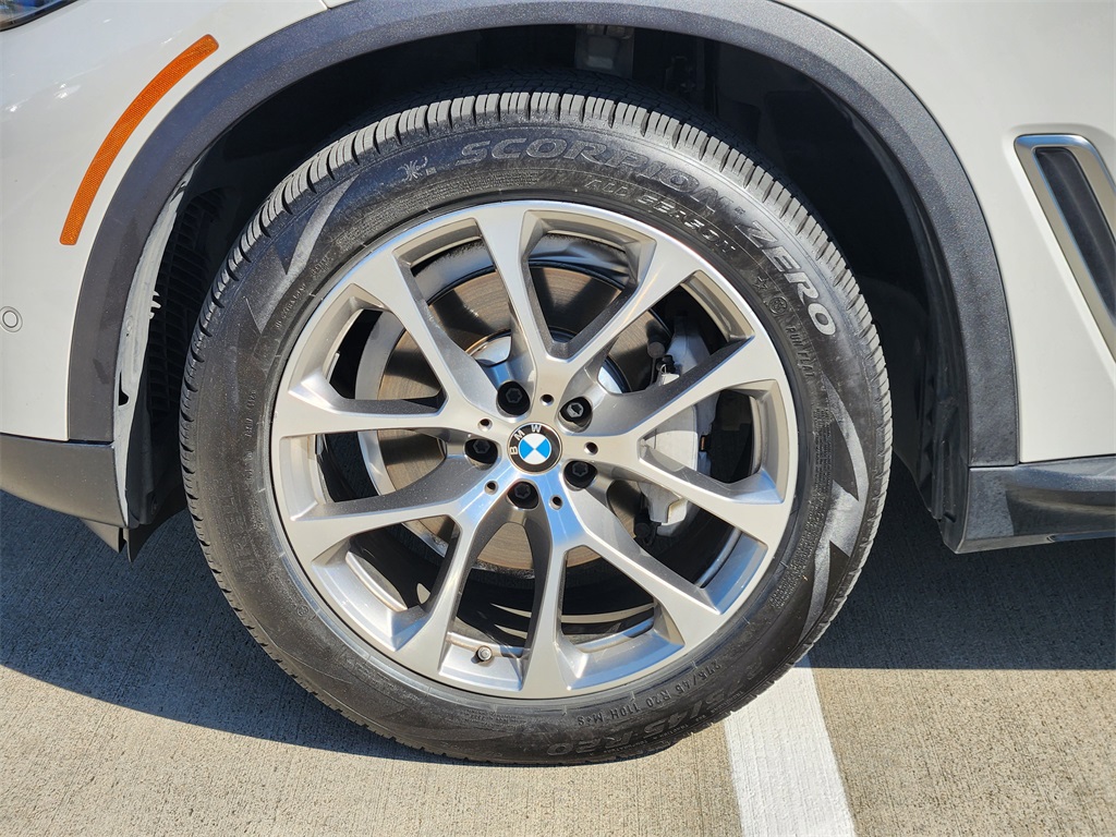 2019 BMW X5 xDrive40i White at Bravo Nissan