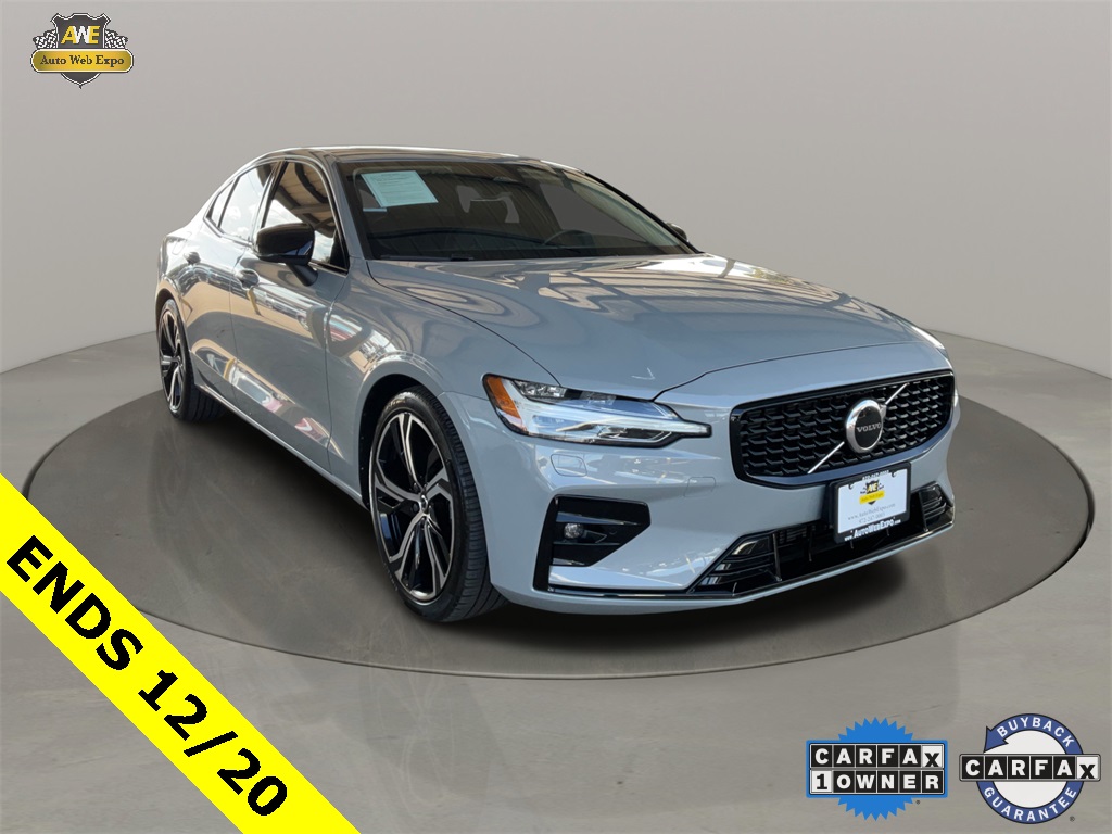 2024 Volvo S60 B5 Core Dark Theme AWD