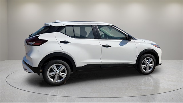 2025 Nissan Kicks Play