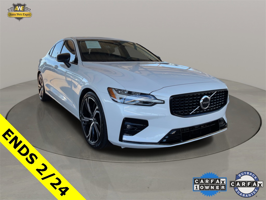 2024 Volvo S60 B5 Core Dark Theme AWD