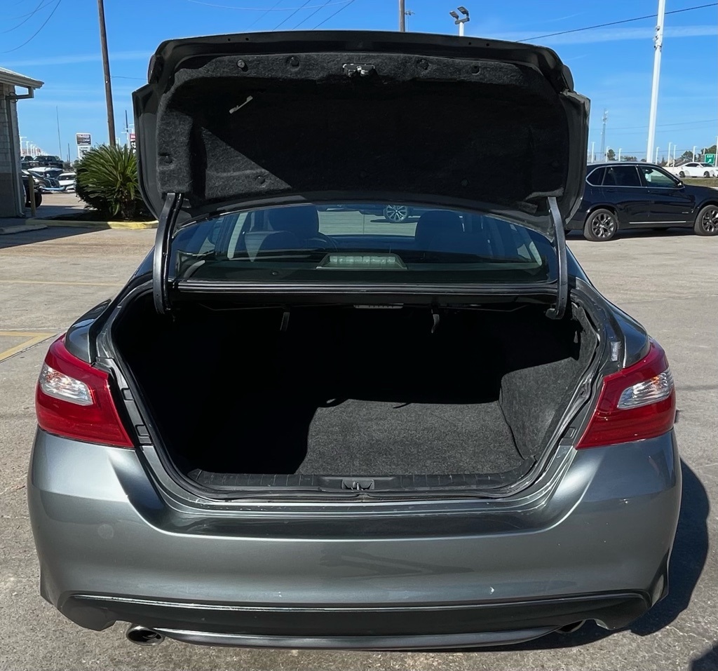 2018 Nissan Altima 2.5 SL Gray at Emmons Autoplex