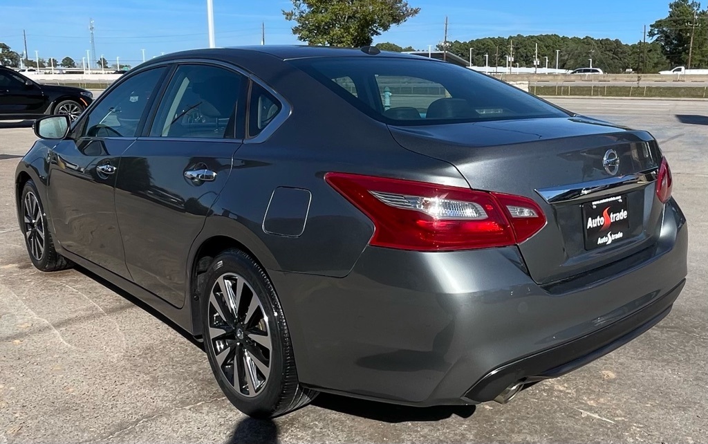 2018 Nissan Altima 2.5 SL Gray at Emmons Autoplex