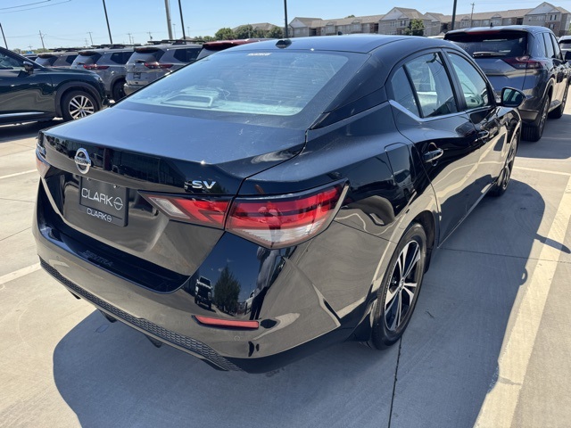 2022 Nissan Sentra SV photo 7