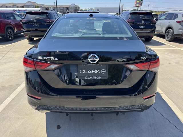 2022 Nissan Sentra SV photo 8