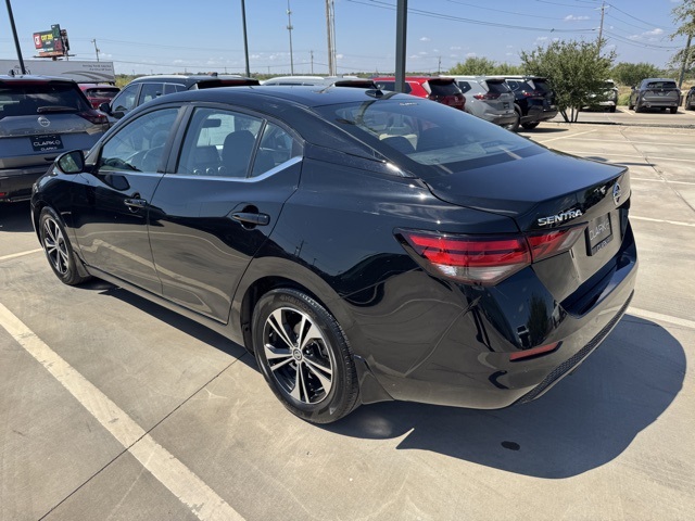 2022 Nissan Sentra SV photo 9