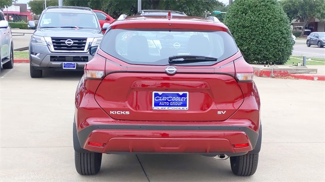 2024 Nissan Kicks