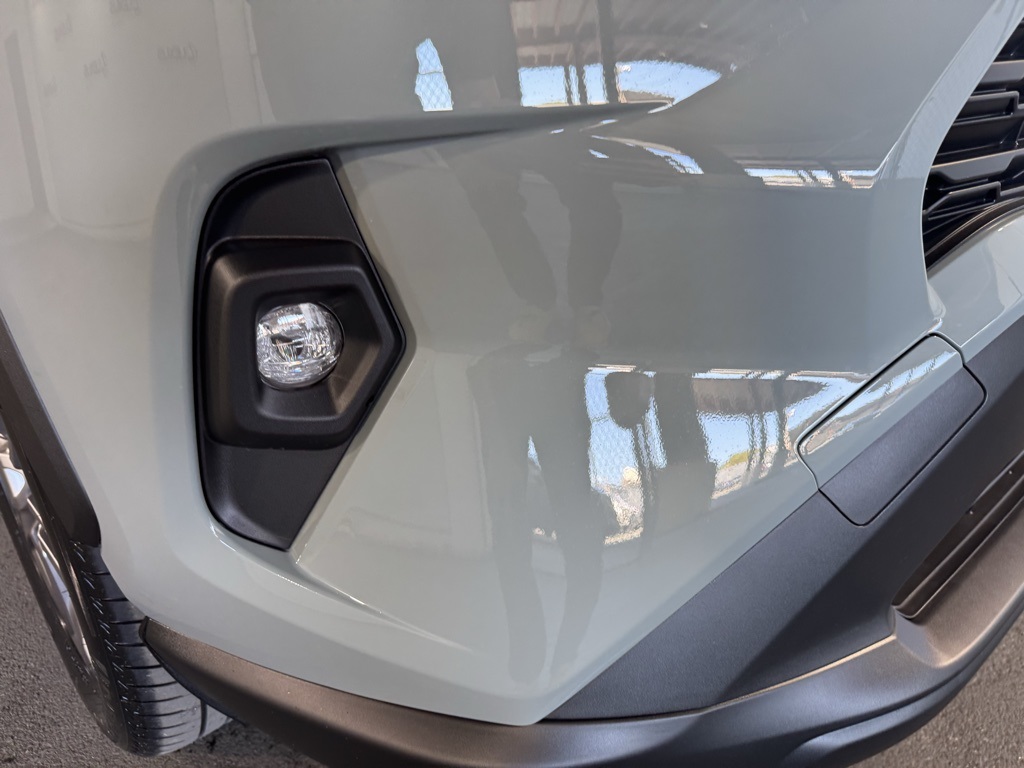 Thumbnail: 2025 Toyota RAV4 - 12