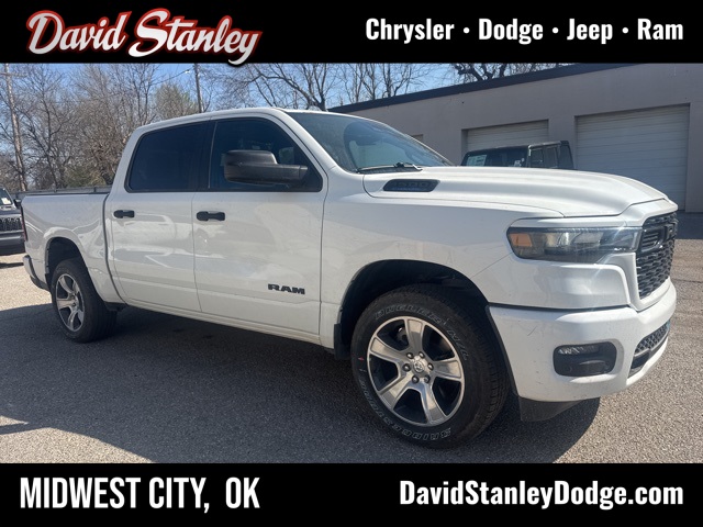 2026 RAM 1500 Express Crew Cab 4WD