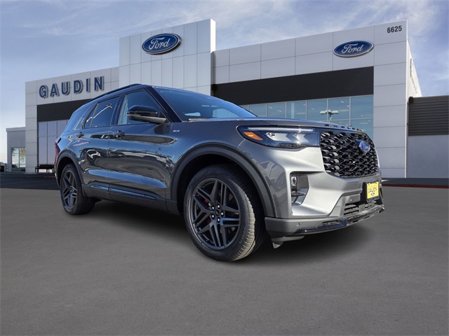 2026 Ford Explorer ST-LINE's photo