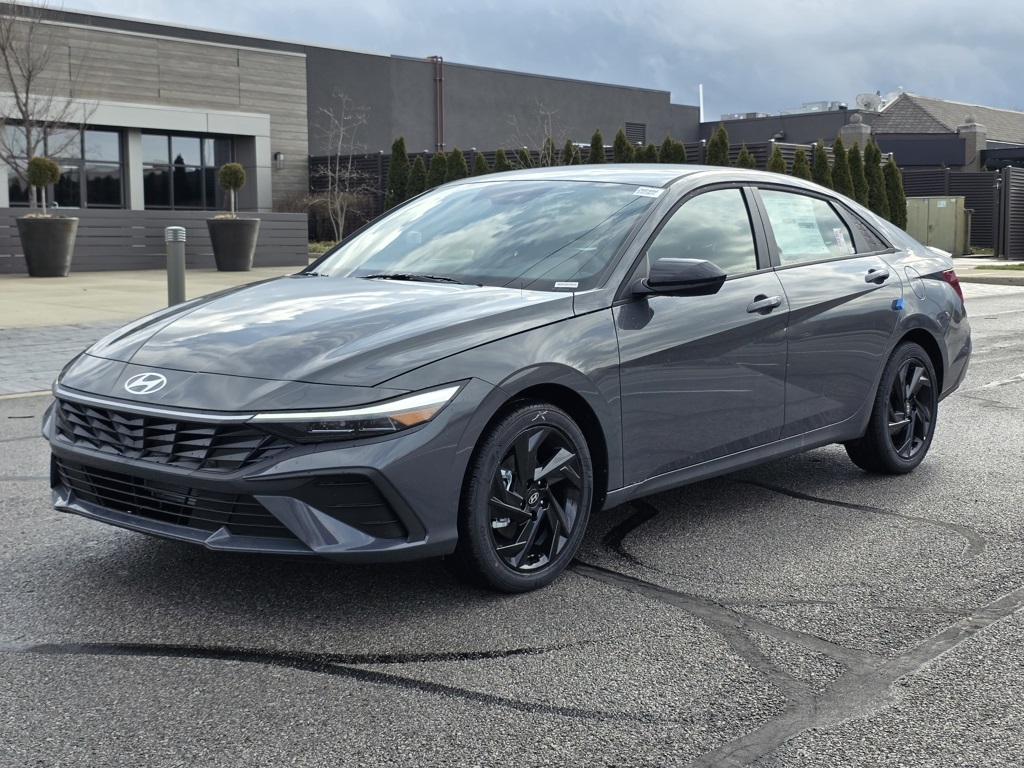 2026 Hyundai Elantra SEL Sport FWD