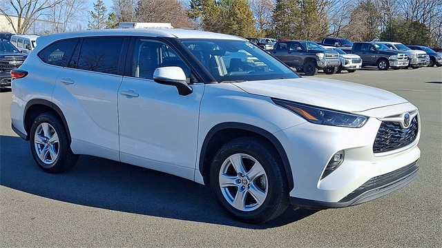 2023 Toyota Highlander LE for sale at PATRIOT BUICK GMC OF BOYERTOWN