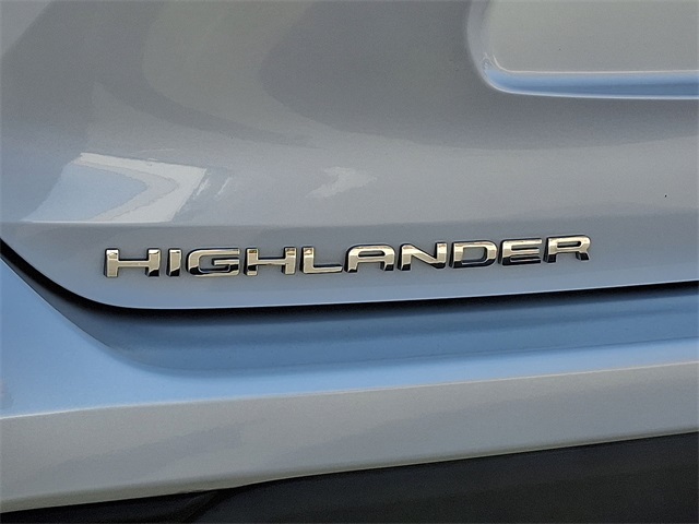 2023 Toyota Highlander LE for sale at PATRIOT BUICK GMC OF BOYERTOWN