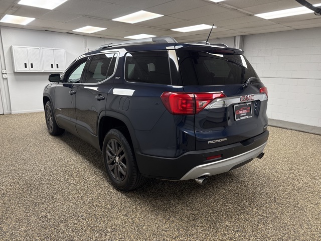 2017 Gmc Acadia SLT photo 3