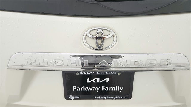 2012 Toyota Highlander   at Autostrade