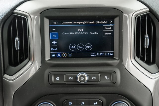 ChevroletSilverado 2500HD26