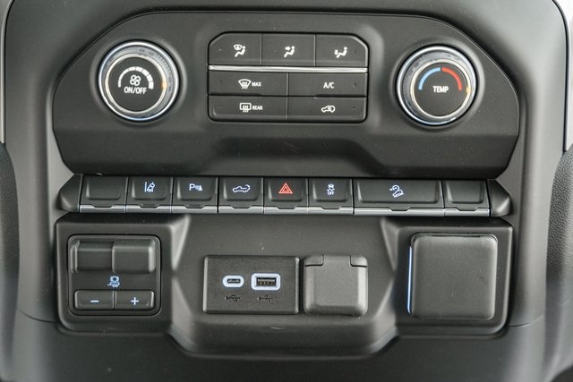 ChevroletSilverado 2500HD27