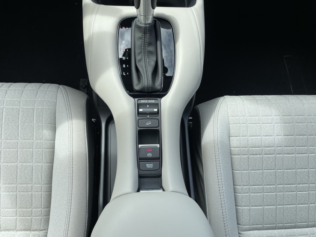 Thumbnail: 2025 Honda HR-V - 18