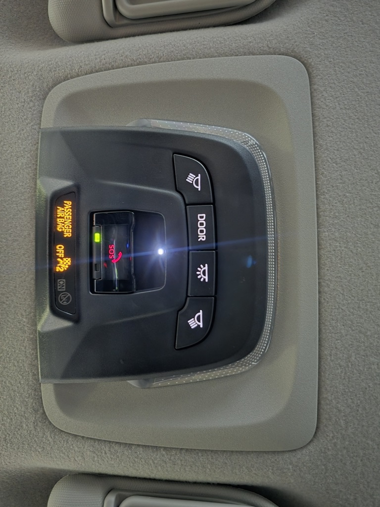 Thumbnail: 2024 Toyota Corolla Cross - 19