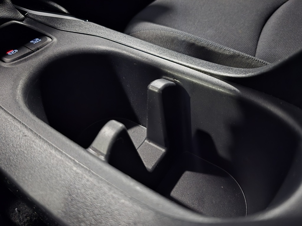 Thumbnail: 2024 Toyota Corolla Cross - 25