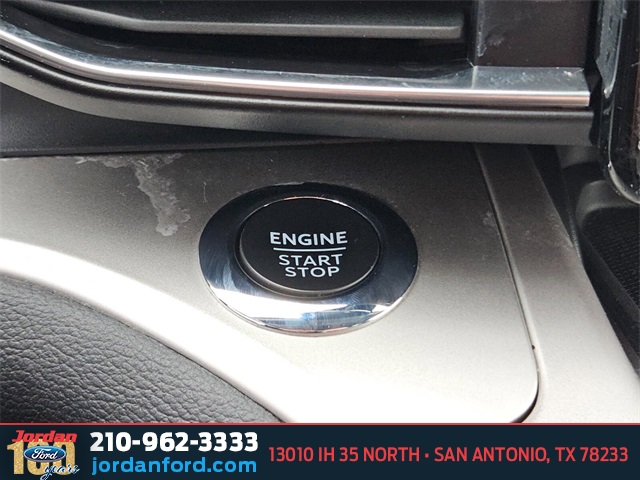 Used Car 2022 Ford Explorer  Xlt For Sale Under $30,000 In San Antonio, Texas