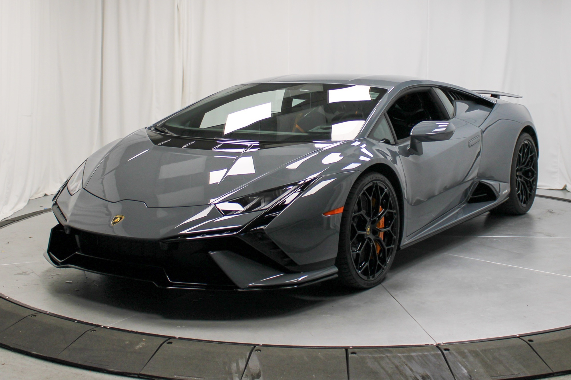 /2024 Lamborghini Huracan-Tecnica