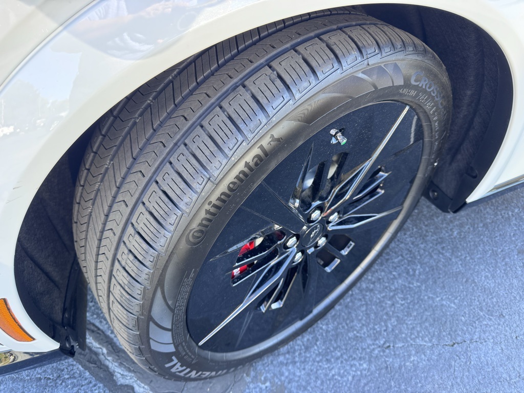 FordMustang Mach-E16